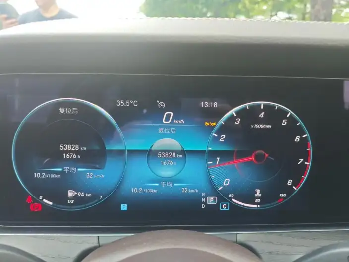 Mercedes-Benz E-Class 2023 Model E 300 L Luxury Model sedan – фото 6