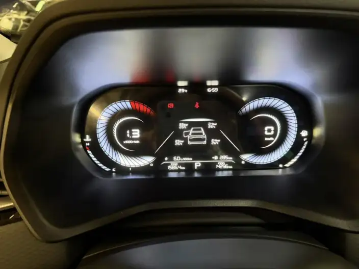 Geely Emgrand 2023 Model No. 4 Gen Champion Edition 1.5L CVT Noble Model – фото 10