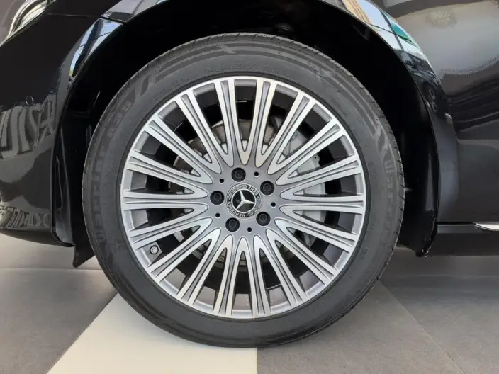 Mercedes-Benz E-Class 2020 Model E 300 L Fashion Model – фото 8