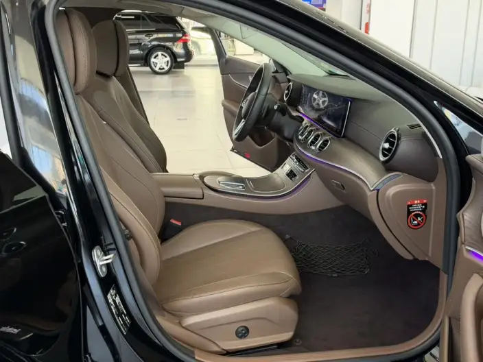 Mercedes-Benz E-Class 2020 Model E 300 L Fashion Model – фото 9