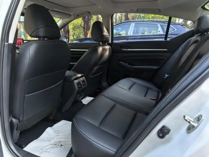 Nissan Teana 2022 Model 2.0L XL-TLS Yuexiang Edition – фото 10