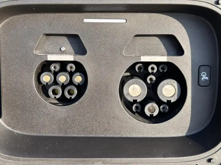 Aito M9 2024 Model Extended Range Max VI seat Edition – фото 8