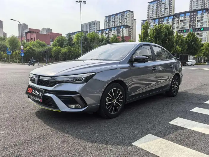 Roewe i5 2021 Model 1.5L CVT Platinum edition – фото 1