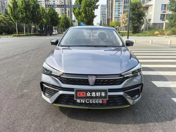 Roewe i5 2021 Model 1.5L CVT Platinum edition – фото 2