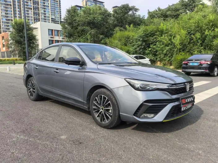Roewe i5 2021 Model 1.5L CVT Platinum edition – фото 3
