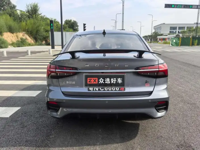 Roewe i5 2021 Model 1.5L CVT Platinum edition – фото 5