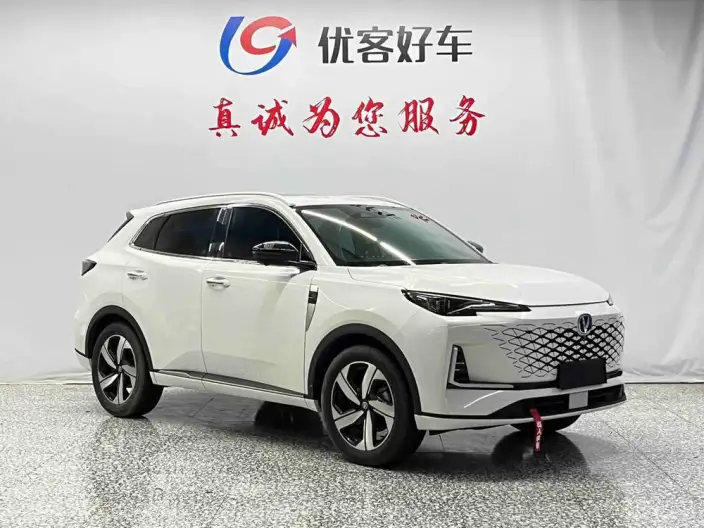 Changan CS55 PLUS 2024 Model Third generation 1.5T DCT Noble Model – фото 3