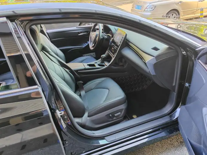 Toyota Avalon 2021 Model 2.5L Deluxe Edition – фото 3