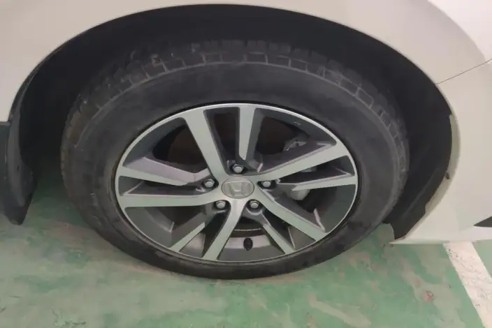 Honda Civic 2022 Model 240TURBO CVT Dynamic Edition – фото 8