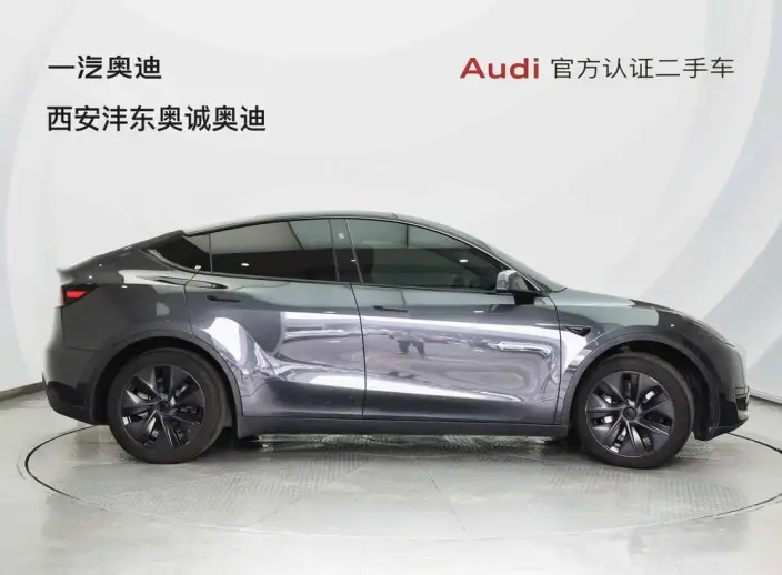 Model Y 2024 Model Rear-wheel drive version – фото 5