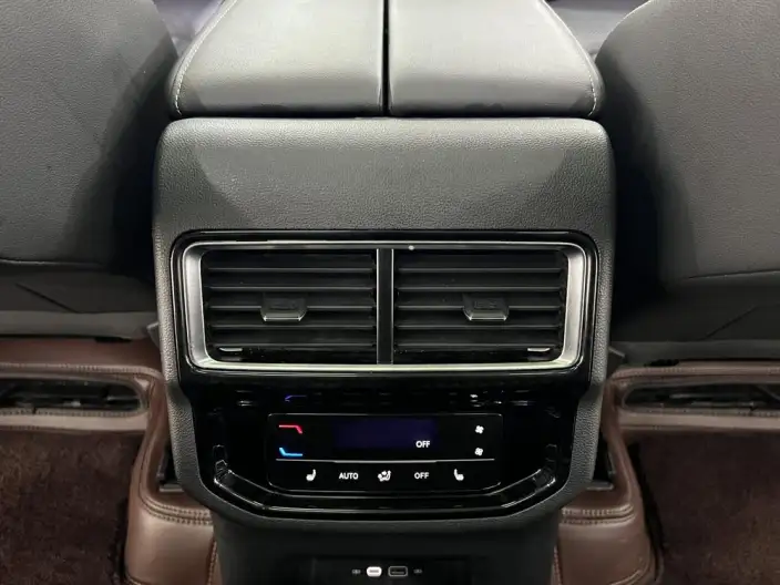 Volkswagen Teramont 2023 Model 380TSI 4WD Respect Deluxe Edition – фото 8