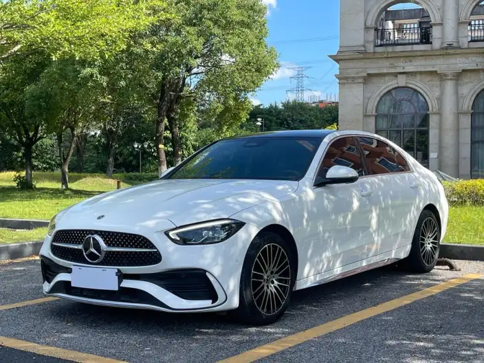 Mercedes-Benz C-Class 2023 Model C 260 L Sports Edition – фото 1