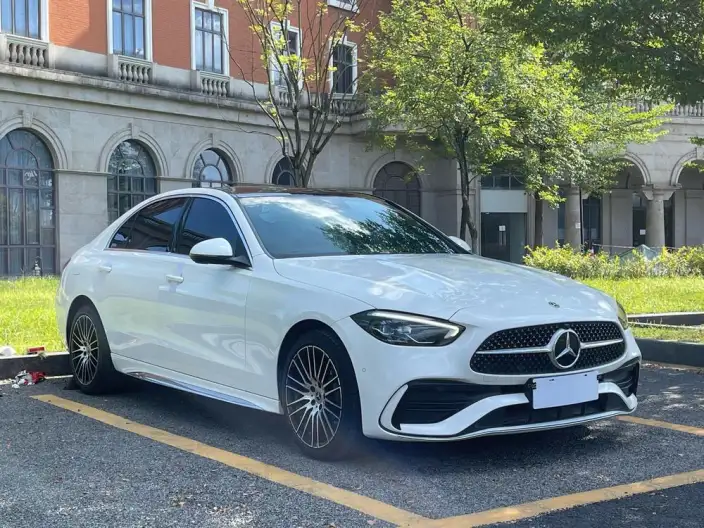 Mercedes-Benz C-Class 2023 Model C 260 L Sports Edition – фото 3