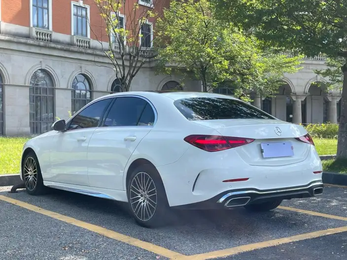 Mercedes-Benz C-Class 2023 Model C 260 L Sports Edition – фото 4