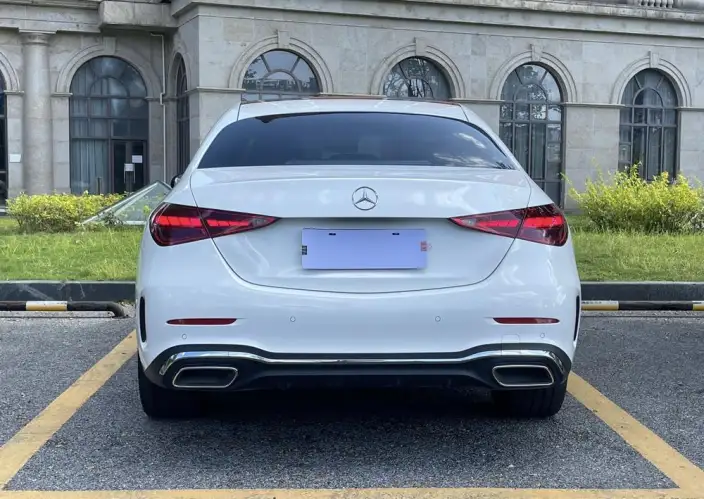 Mercedes-Benz C-Class 2023 Model C 260 L Sports Edition – фото 5