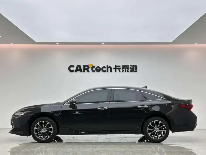 Toyota Avalon 2022 Model 2.5L Deluxe Edition – фото 4