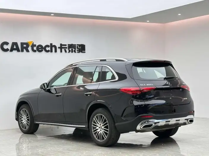 Mercedes-Benz GLC 2024 Model Facelift GLC 300 L 4MATIC Dynamic Model 5 seat – фото 5