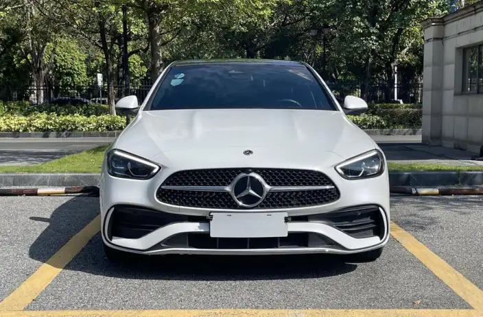 Mercedes-Benz C-Class 2024 Model C 260 L Sports Edition – фото 2