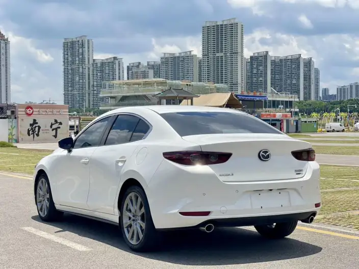 Mazda3 Axela 2022 Model 2.0L Automatic Zhi Ya Edition – фото 4