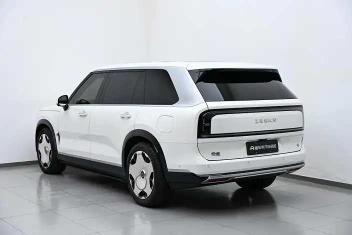 ZEEKR 9X 2025 Model Ultra Edition 70kWh VI seat – фото 5
