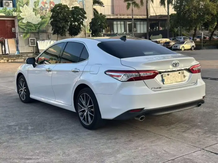 Toyota Camry 2021 Model 2.5G Deluxe Edition – фото 4