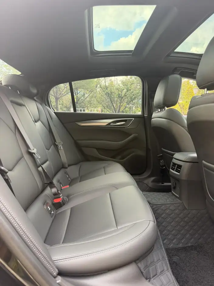Cadillac CT5 2025 Model 28T Lincoln Town Sports Edition – фото 10