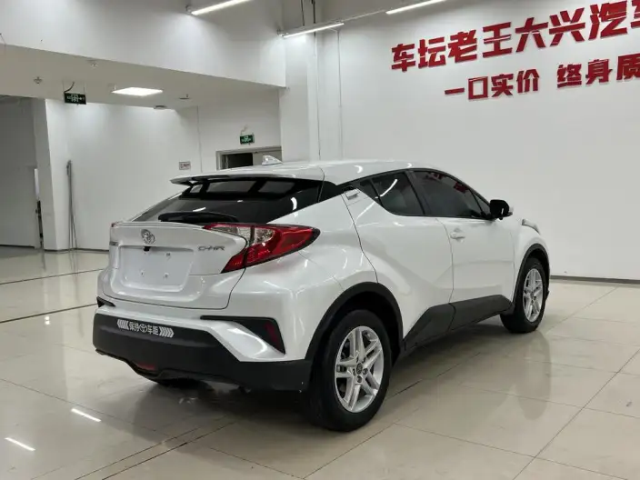 Toyota C-HR 2023 Model 2.0L Comfort Edition – фото 6