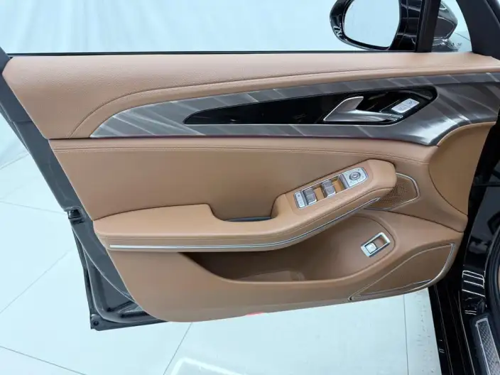 HONGQI H9 2020 Model 2.0T Smart Flag Enjoy Edition – фото 7