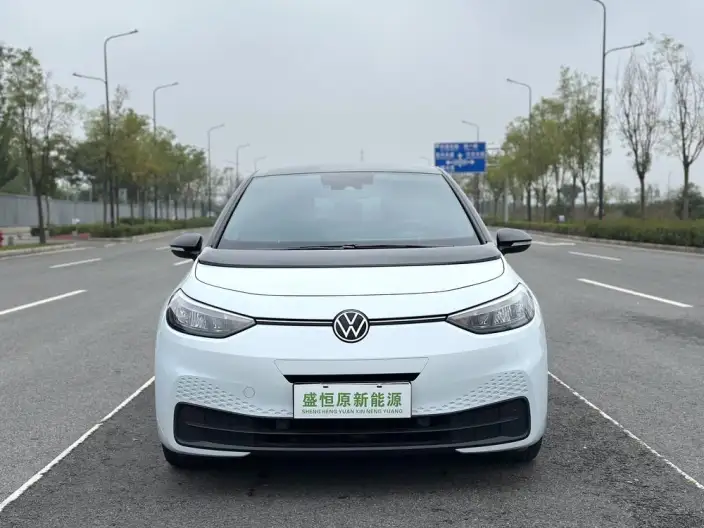 Volkswagen ID.3 2023 Model L Class Model Pure Smart Edition – фото 2