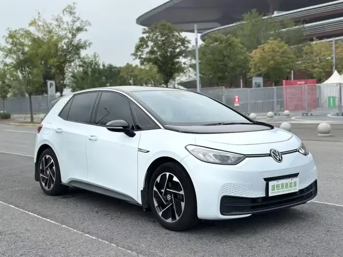 Volkswagen ID.3 2023 Model L Class Model Pure Smart Edition – фото 3