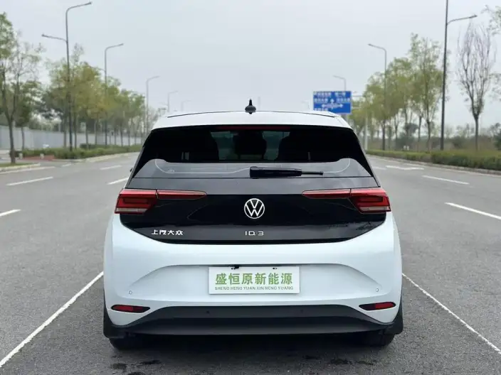 Volkswagen ID.3 2023 Model L Class Model Pure Smart Edition – фото 6