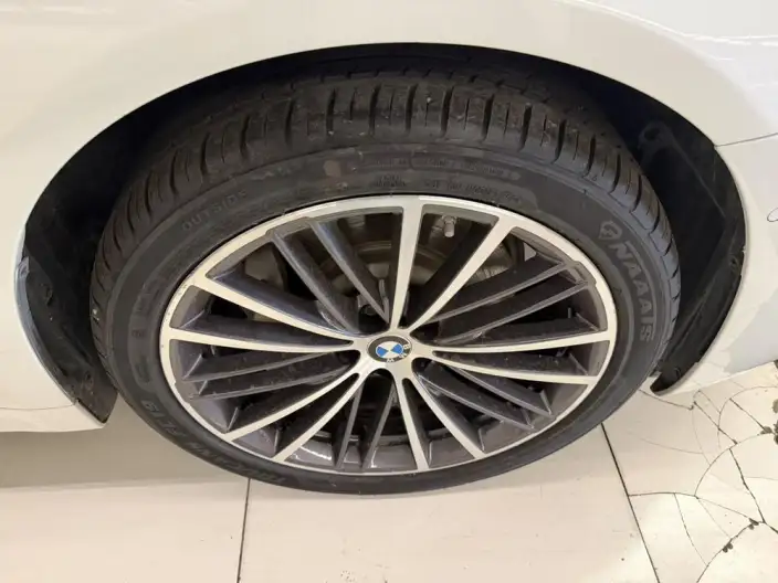 BMW 5 Series 2022 Model 530Li Leading Model M Sports Set – фото 8