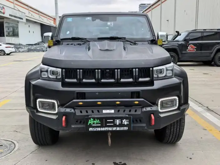 BAIC BJ40 2023 Model 2.0D Automatic 4WD Blade Hero Edition Warrior Model – фото 2