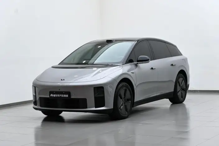 Li Auto i6 2025 Model 2WD Standard Edition – фото 1
