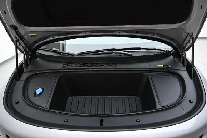 Li Auto i6 2025 Model 2WD Standard Edition – фото 10