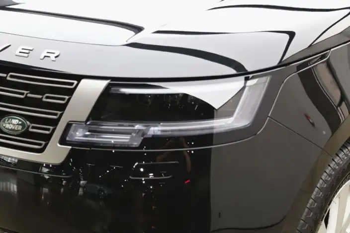 Range Rover 2025 Model 3.0 L6 400PS Shengshi Extended Edition – фото 8