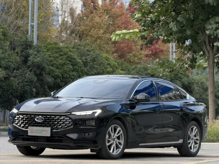 Ford Mondeo 2022 Model EcoBoost 245 Luxury Model – фото 1
