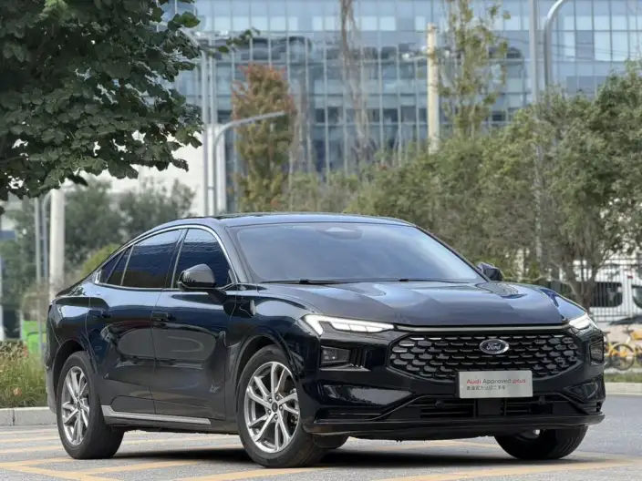 Ford Mondeo 2022 Model EcoBoost 245 Luxury Model – фото 2
