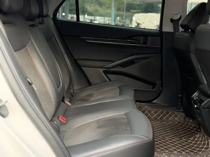 Ford Mondeo 2022 Model EcoBoost 245 Luxury Model – фото 8