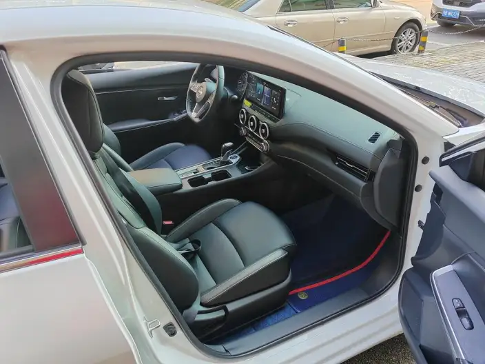 Nissan Sylphy 2023 Model 1.6L CVT Yuexiang Edition – фото 7