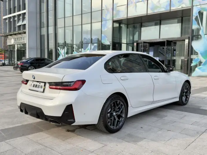BMW 3 Series 2025 Model 330Li M Sports Night Set – фото 7