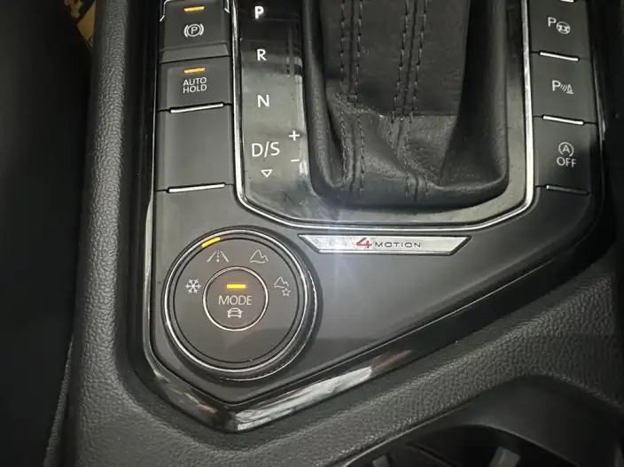 Volkswagen Tharu 2021 Model 330TSI 4WD Ultimate Edition – фото 9