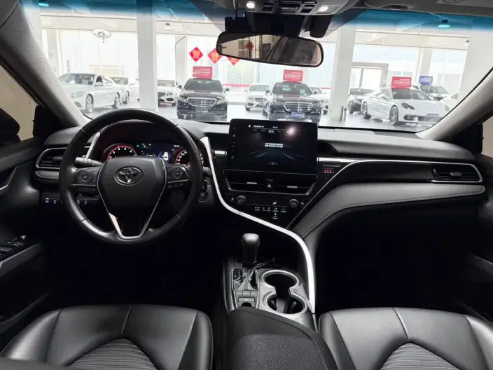 Toyota Camry 2022 Model 2.0S Knight Edition – фото 6