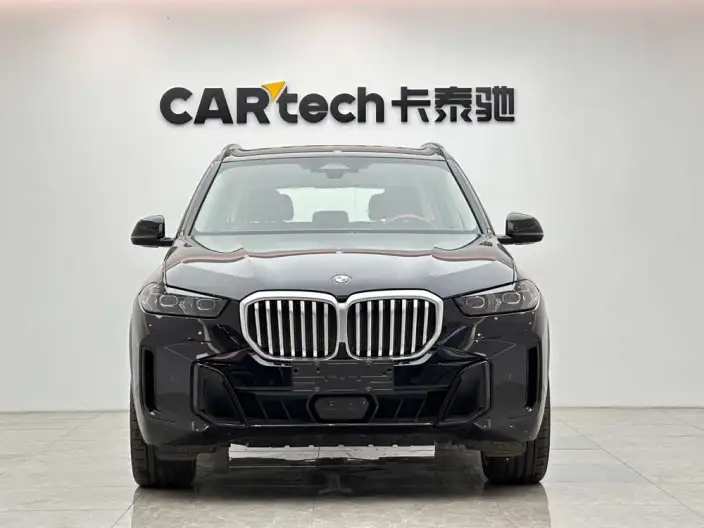 BMW X5 2023 Model xDrive30Li Exclusive Model M Sports Night Set – фото 2