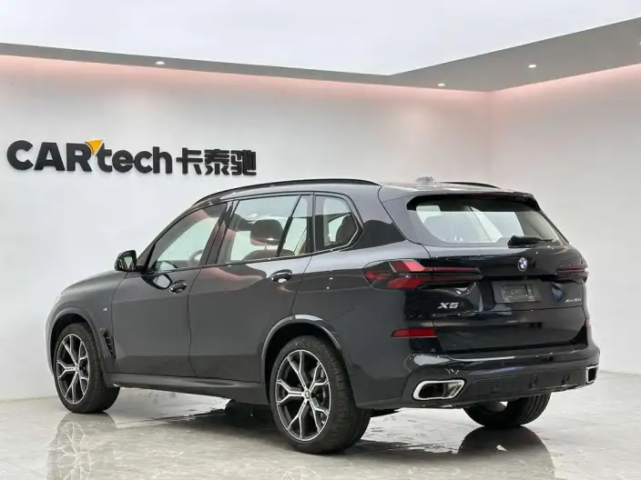BMW X5 2023 Model xDrive30Li Exclusive Model M Sports Night Set – фото 5