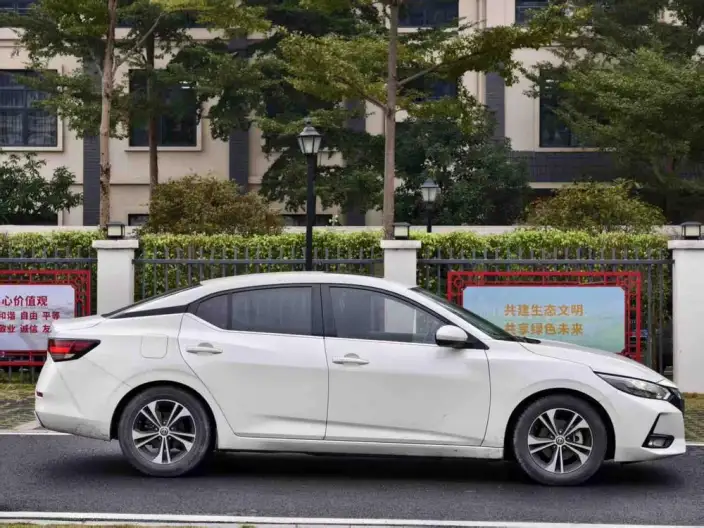 Nissan Sylphy 2020 Model 1.6L XL CVT Yuexiang Edition – фото 6