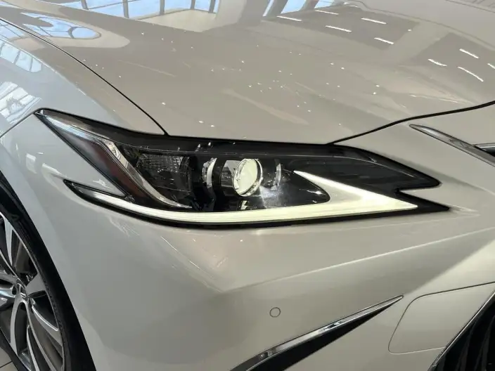 Lexus ES 2020 Model 200 Superior Edition China VI – фото 10