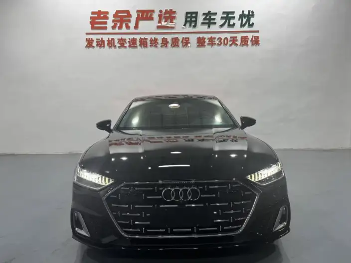 Audi A7 L 2024 Model 45 TFSI Luxury Model – фото 2