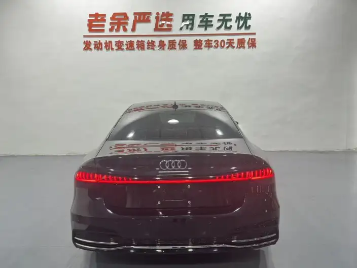 Audi A7 L 2024 Model 45 TFSI Luxury Model – фото 5