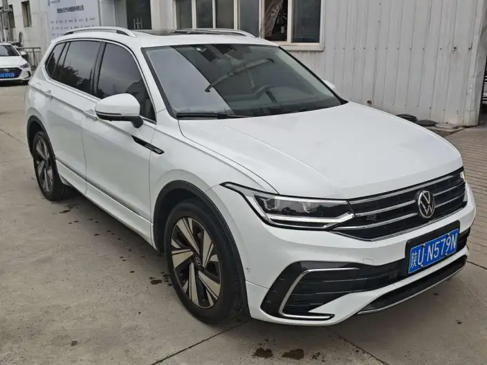 Volkswagen Tiguan L 2023 Model 380TSI 4WD R-Line Enjoy the version more 7 seat – фото 2